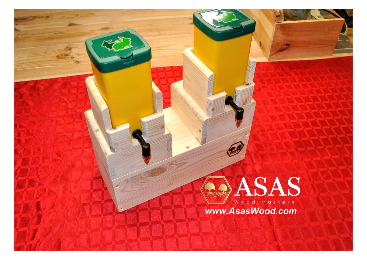 No drip 2 x Nipple Water bottles station ❤️